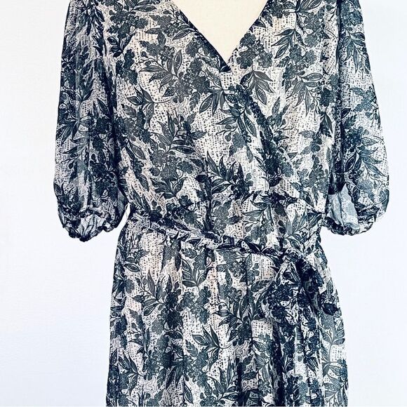 Eloquii Sheer Floral Wrap Dress Ruffled Tiered Skirt 16 Blue Cream - Picture 7 of 16